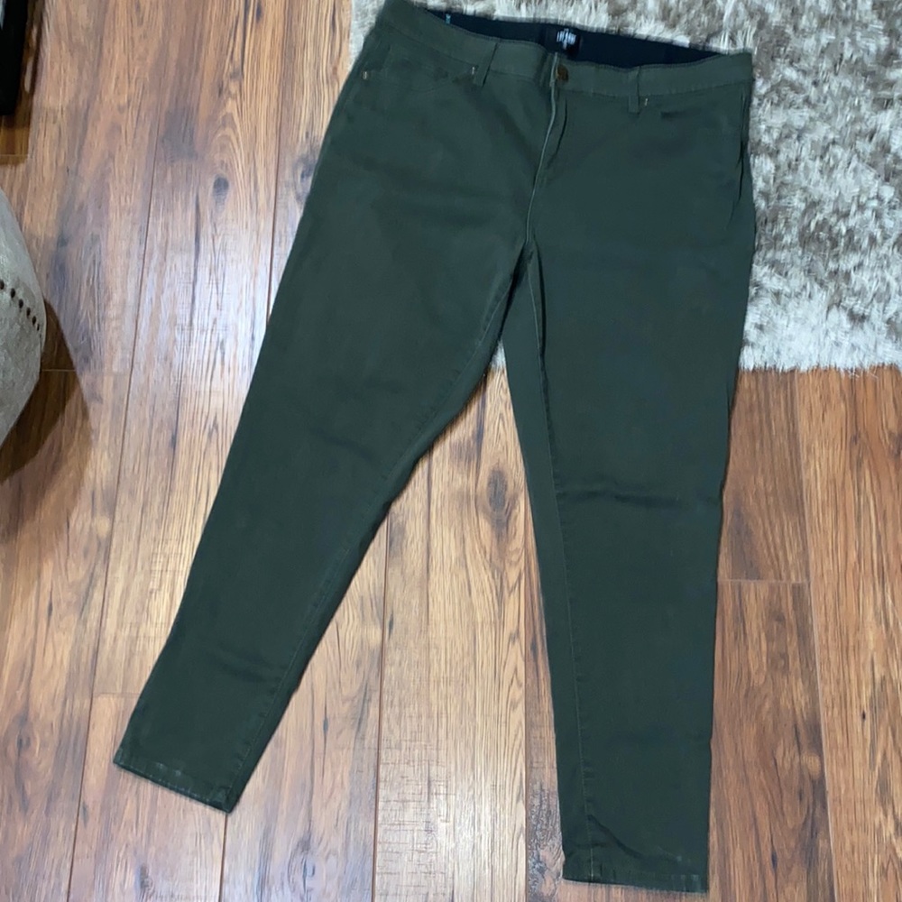 Size 18 / 38 Lularoe Dark Khaki Green Jeans. Super Comfy and Stretchy Like New